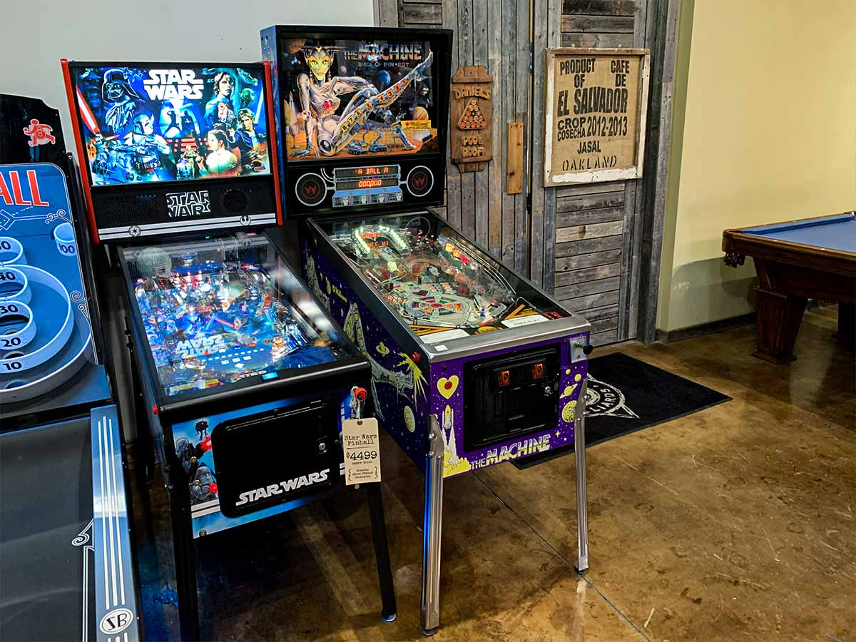 Entrepôt de déstockage, Bride of Pinbot Pinball - Premier achat