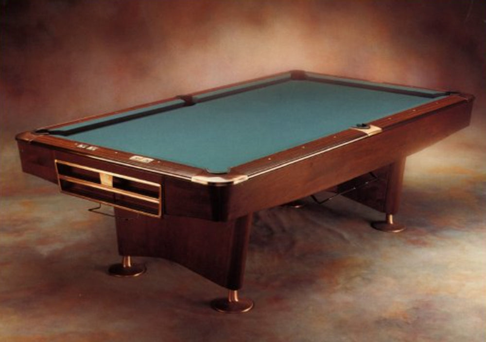 Brunswick Billiards, Brunswick Gold Crown III 9 pieds usagé