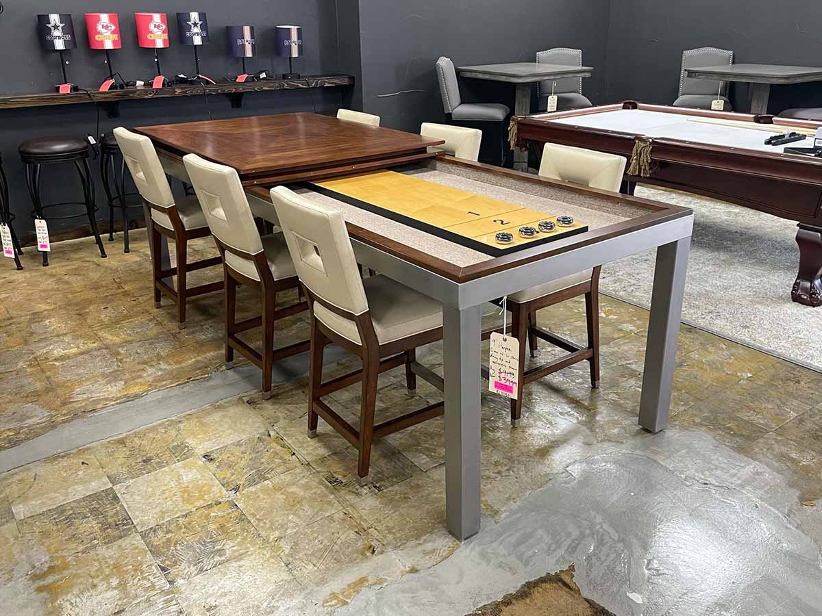 Odd Bosco, Harper 9' Shuffleboard Table Dining Package - Modèle d'exposition