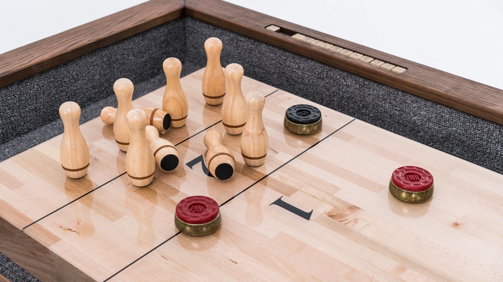 D&L Billards, Jeu de quilles Plank & Hide Shuffleboard