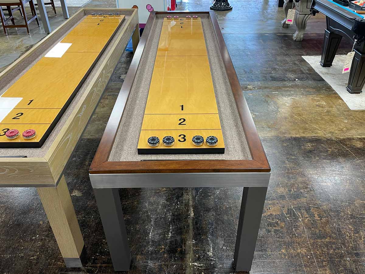 Odd Bosco, Table de Shuffleboard Arnold 9' - Modèle d'exposition